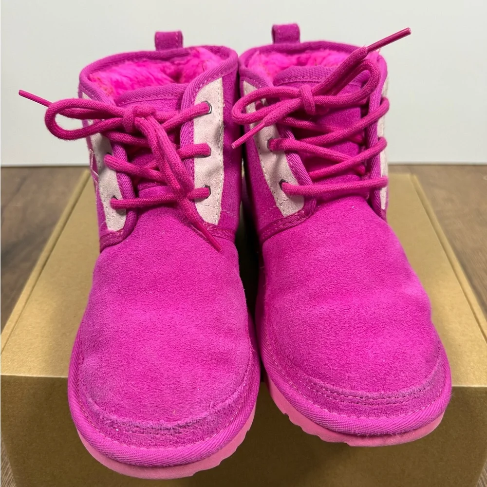 UGG‎ Fuchsia Lace-Up Boots